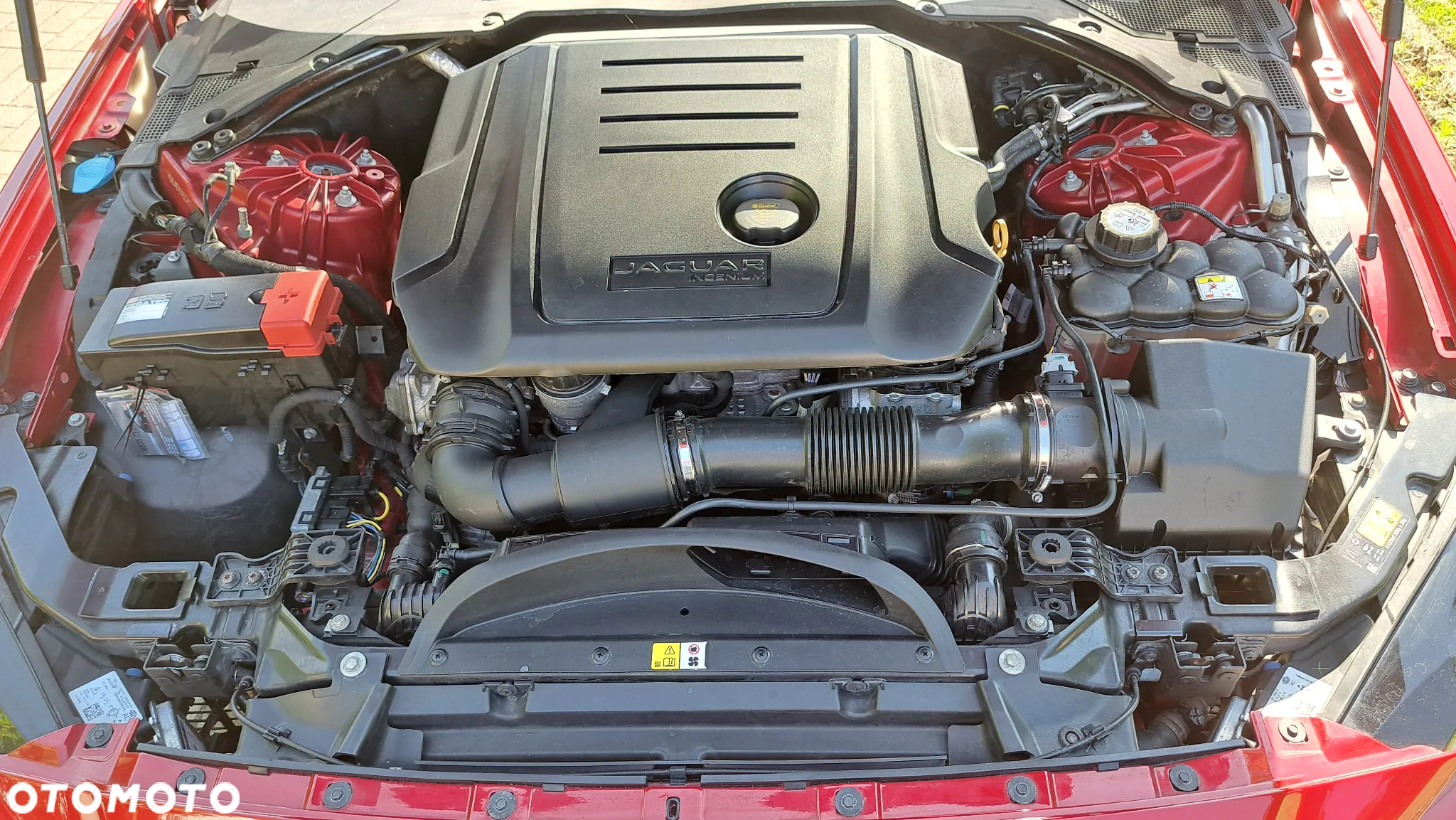Jaguar XE 2.0 D Pure - 13