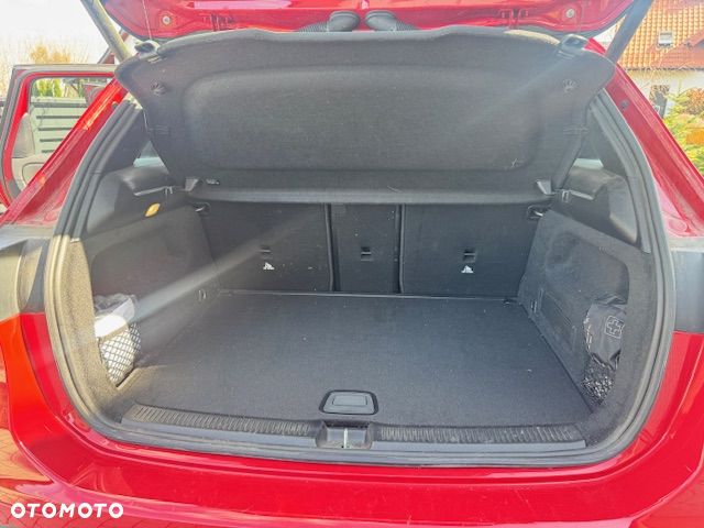 Mercedes-Benz Klasa B 180 Style 7G-DCT - 15