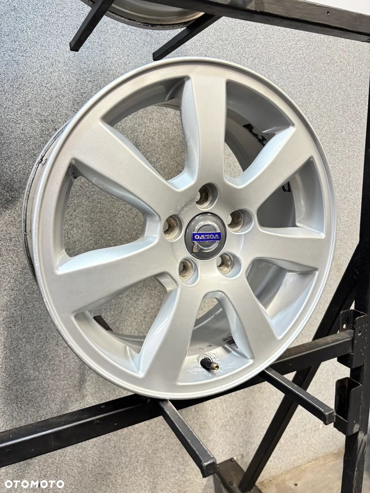 4 Felgi Alu. Volvo V70, V60, S60, V40, V50, 16" 31381194 Silver - 22