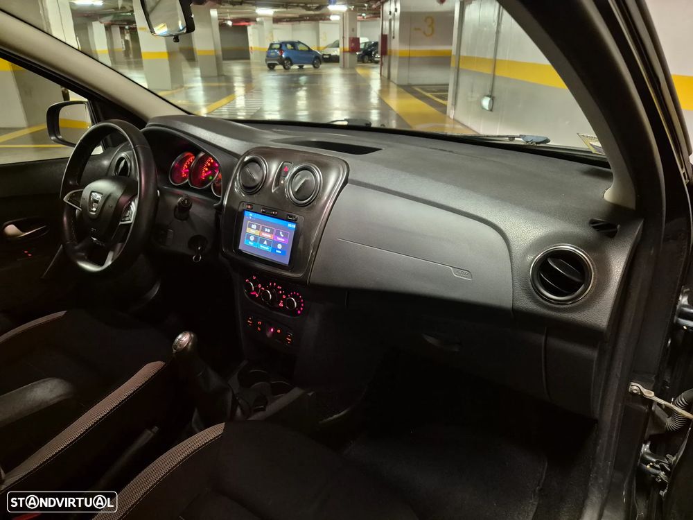 Dacia Sandero 0.9 TCe Stepway - 35