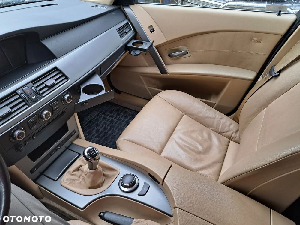 BMW Seria 5 530i - 8