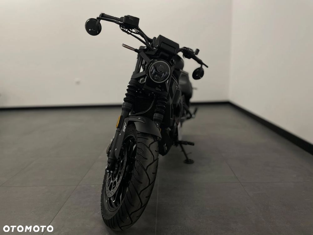 Zontes 125 C2 - 12
