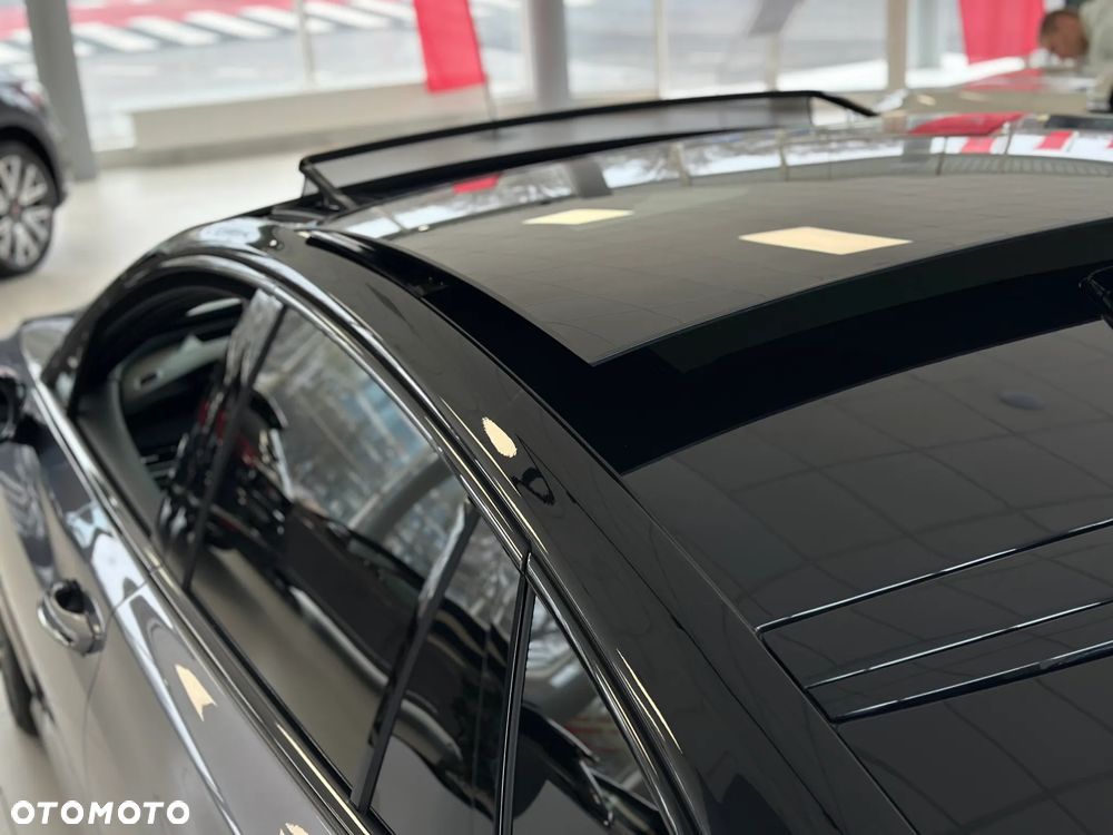 Hongqi H6 2.0T Deluxe - 6