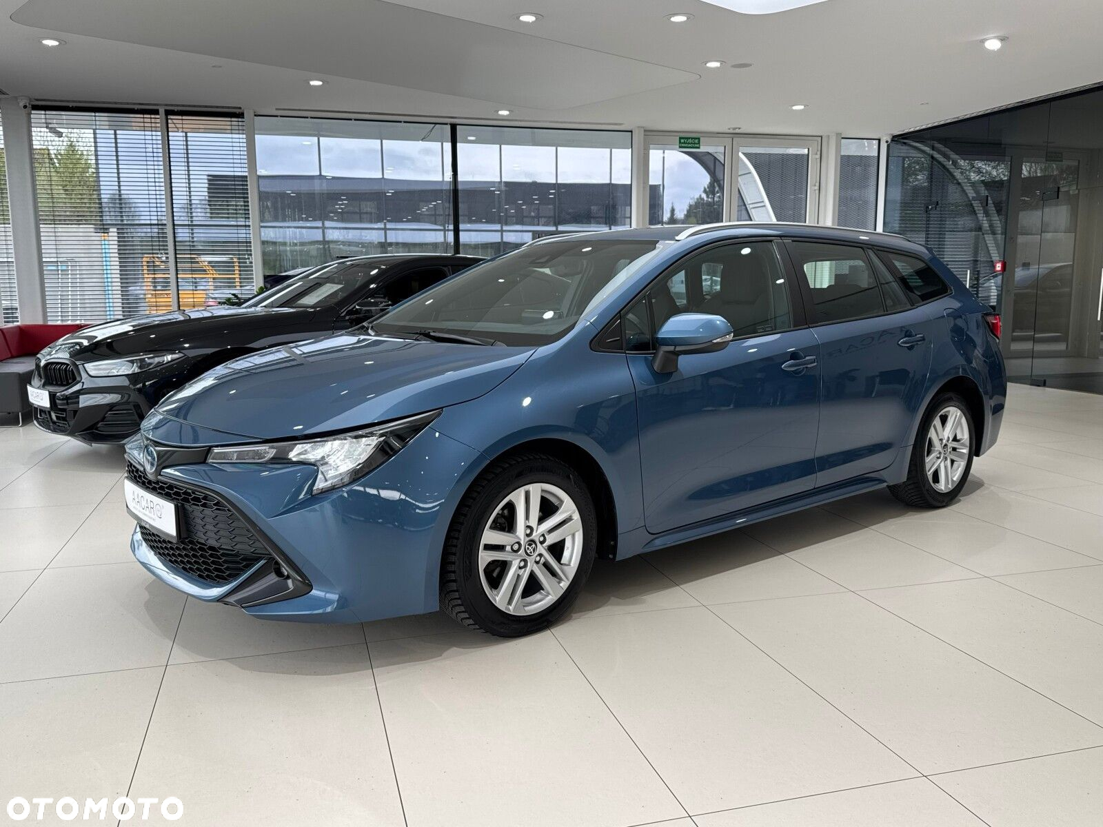 Toyota Corolla - 2
