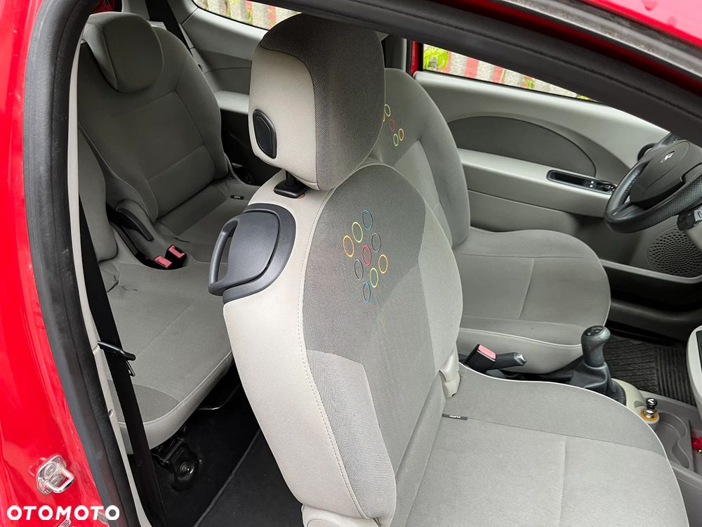 Renault Twingo 1.5 dCi Authentique - 11