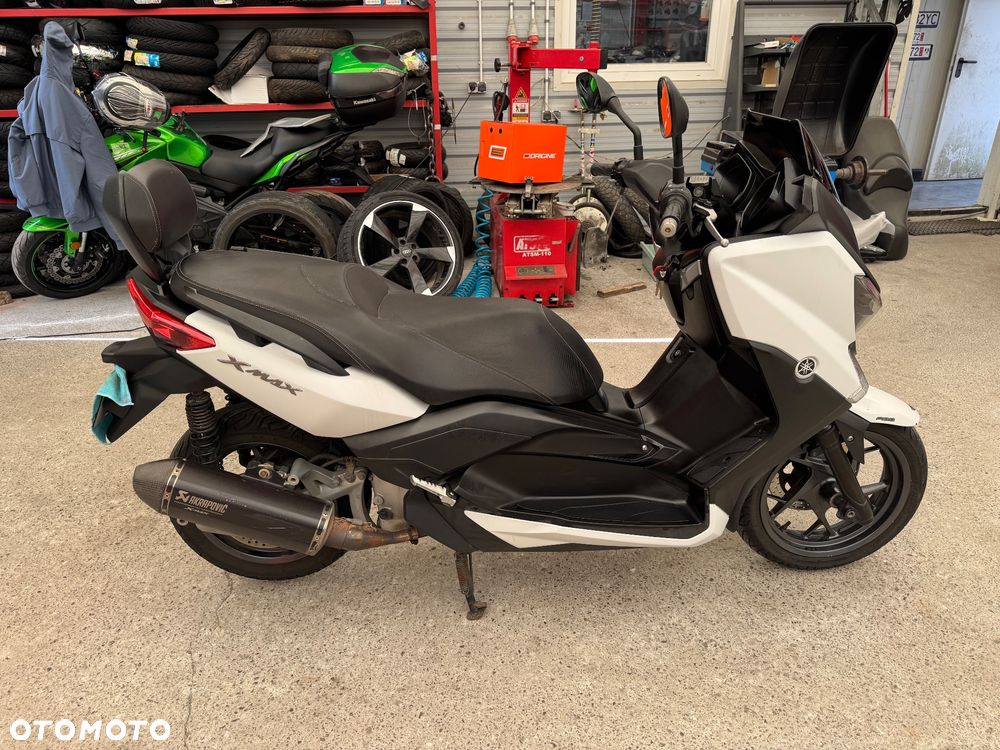 Yamaha X-max - 7