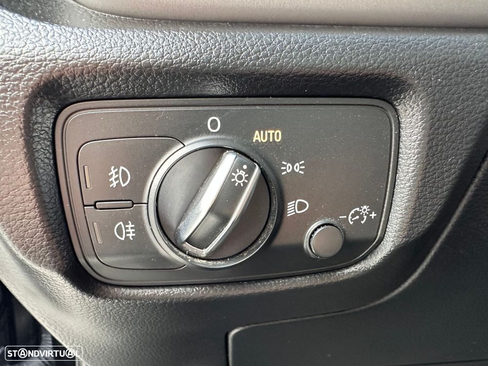 Audi A3 Limousine 1.6 TDI S-line - 17