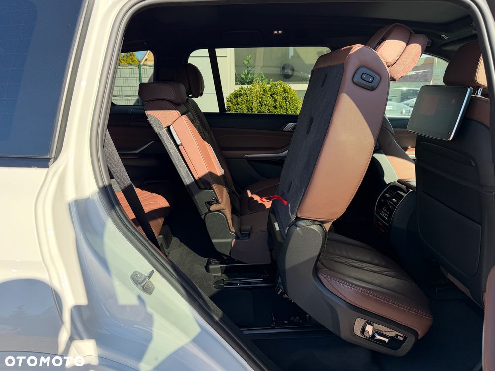 BMW X7 xDrive40d mHEV sport - 11