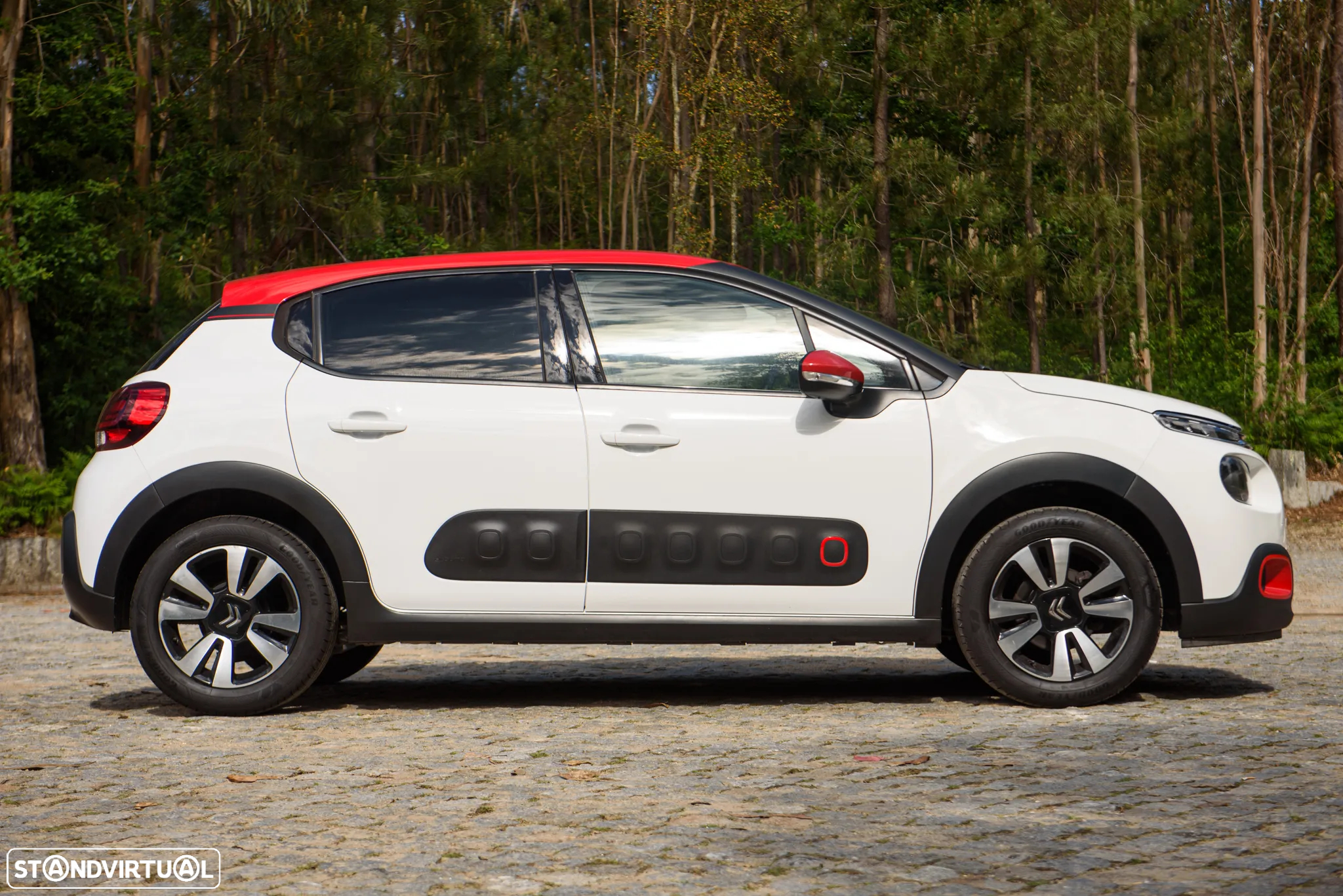 Citroën C3 1.2 PureTech Shine - 7