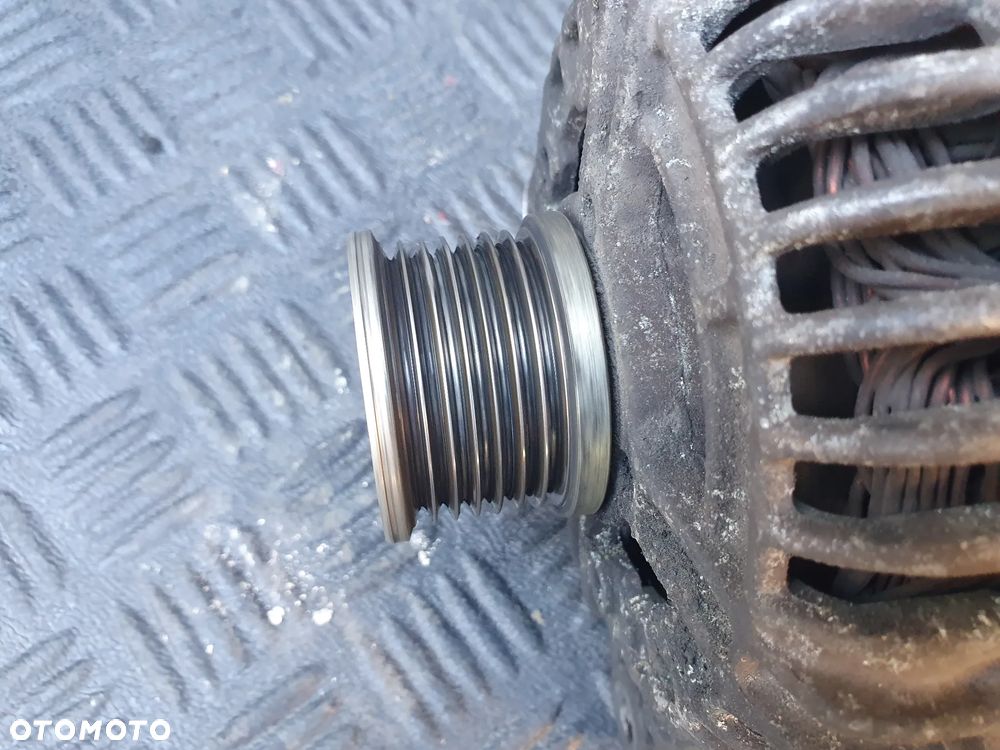 Alternator 8200251006 0124525076  Renault Laguna II Espace IV 1.9 DCI - 2