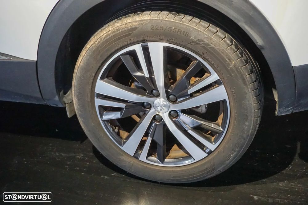 Peugeot 3008 PureTech 130 Stop & Start GPF Allure - 3