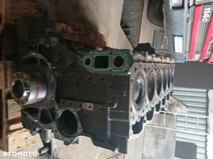 SŁUPEK SILNIKA    DAF XF 106 lift 480 - 2