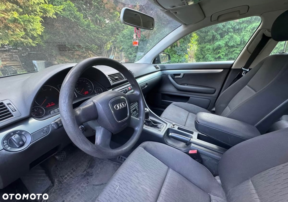 Audi A4 Avant 2.0 TDI - 9