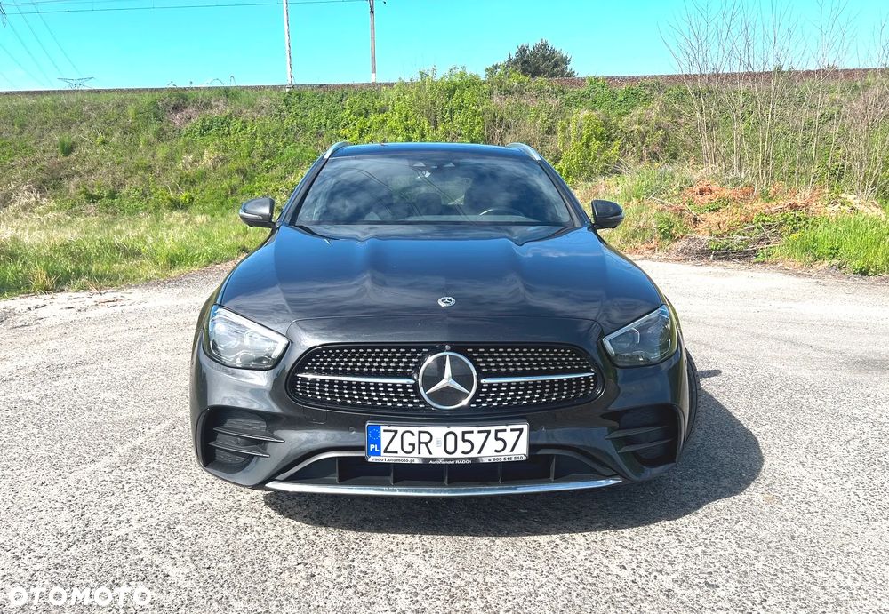 Mercedes-Benz Klasa E 300 de 4Matic 9G-TRONIC AMG Line - 2