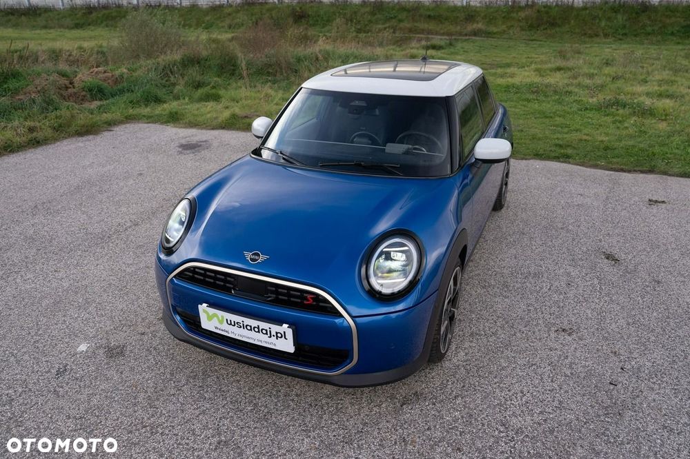 MINI Cooper S Favoured Trim - 17