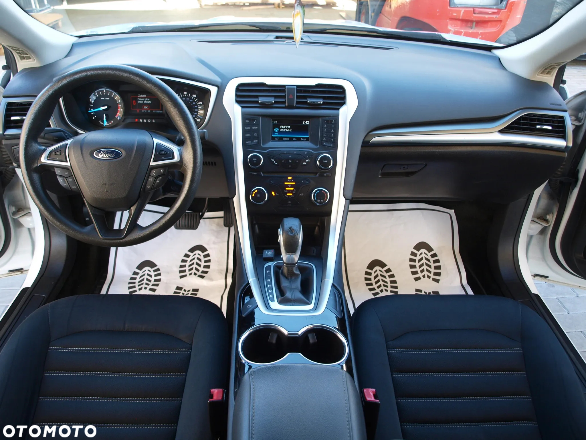 Ford Fusion - 8