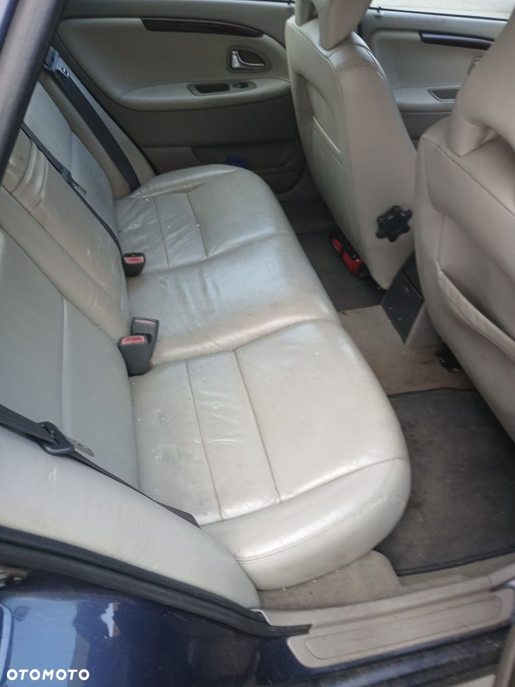 Volvo V40 1.9D - 9