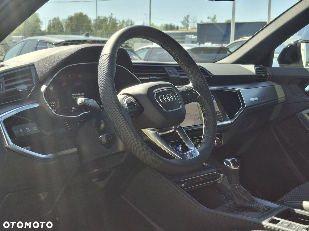 Audi Q3 Sportback - 26