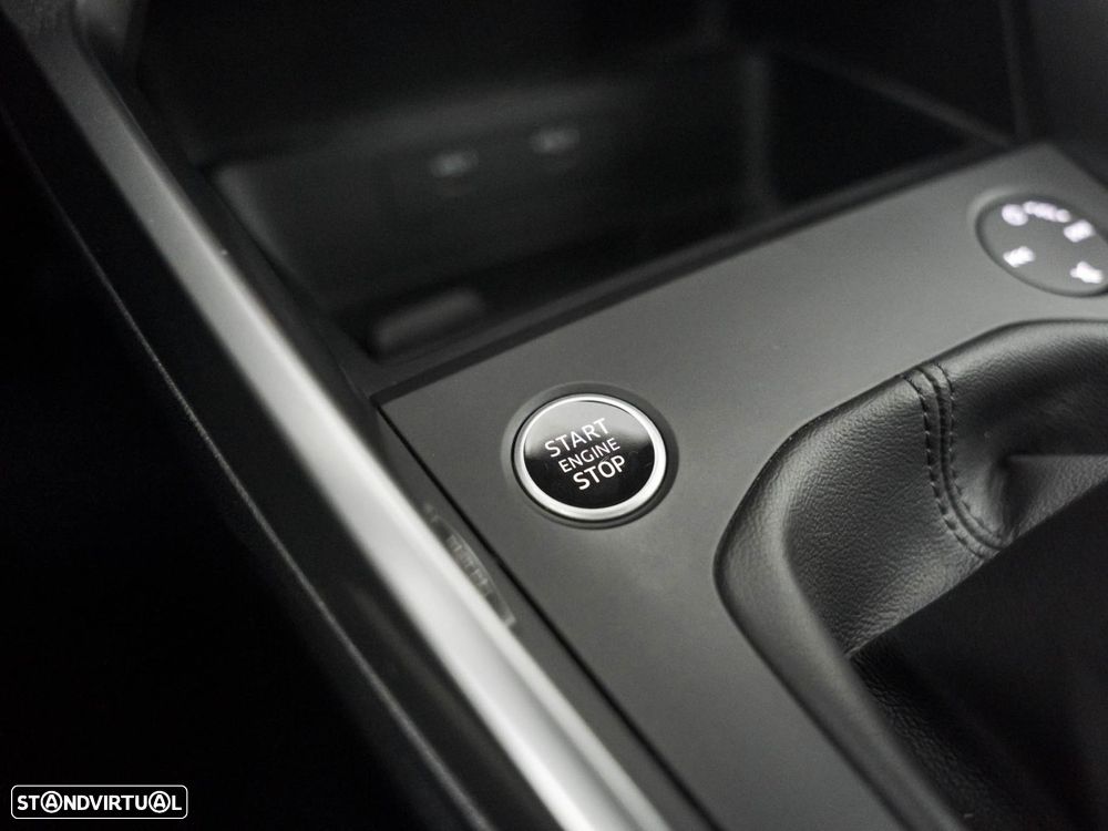 Audi A3 Limousine 30 TDI - 24