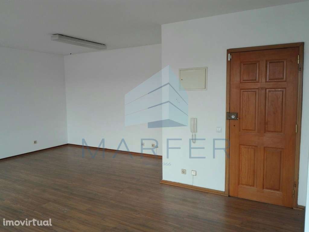 Escritório no centro de Coimbra - Grande imagem: 3/4