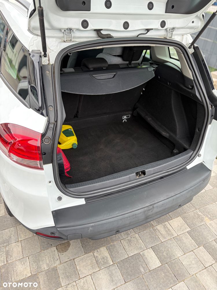 Renault Clio - 5