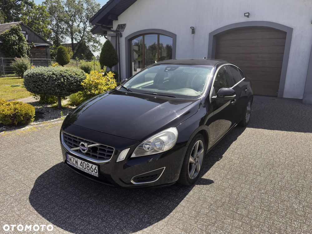 Volvo S60 - 1