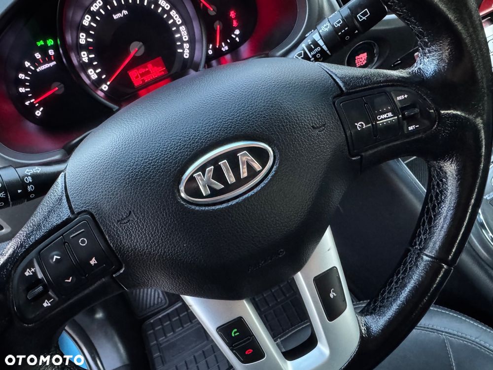 Kia Sportage 2.0 CRDI XL - 33