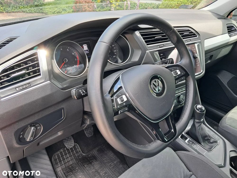 Volkswagen Tiguan 1.5 TSI EVO Comfortline - 18