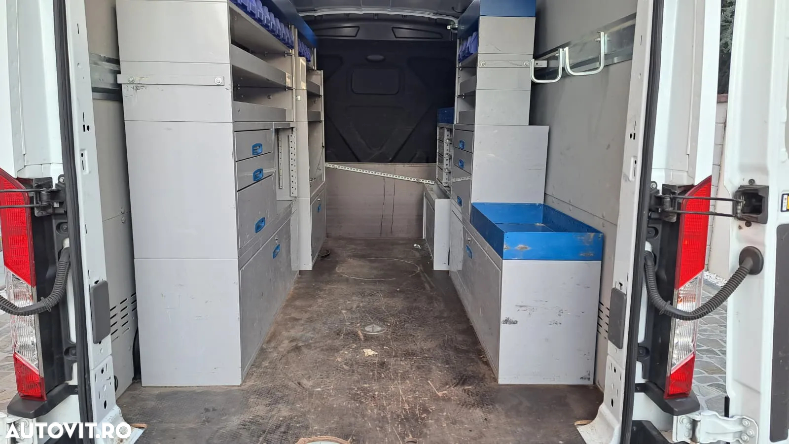 Ford TRANSIT VAN TREND L3H2 FWD - 12