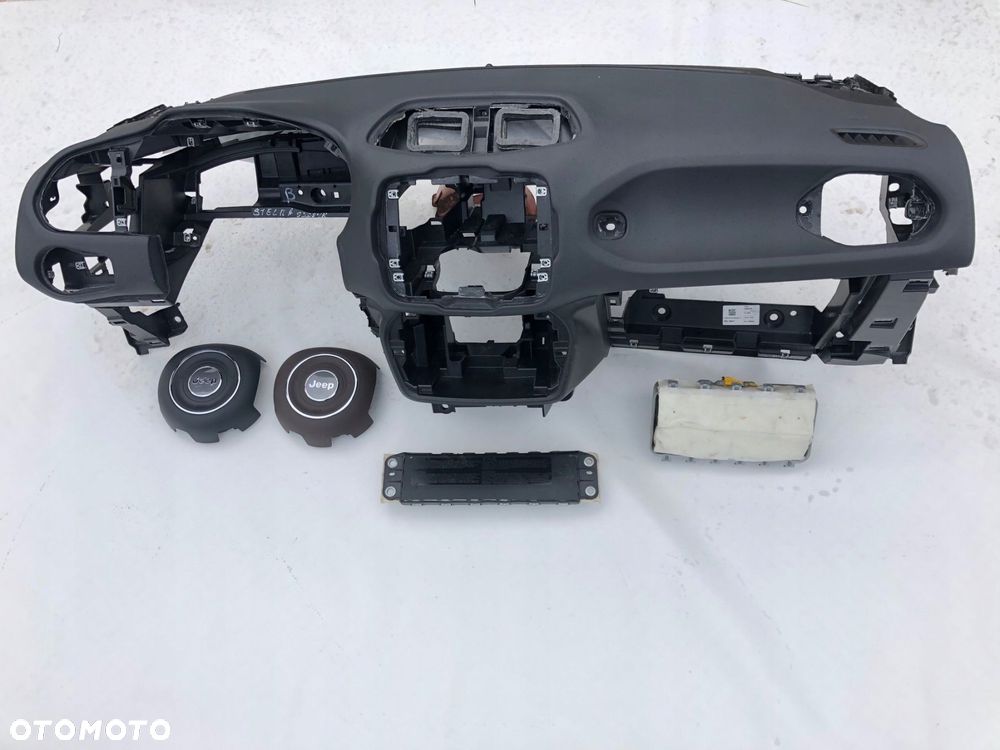 jeep renegade deska kokpit konsola poduszki pasy - 4