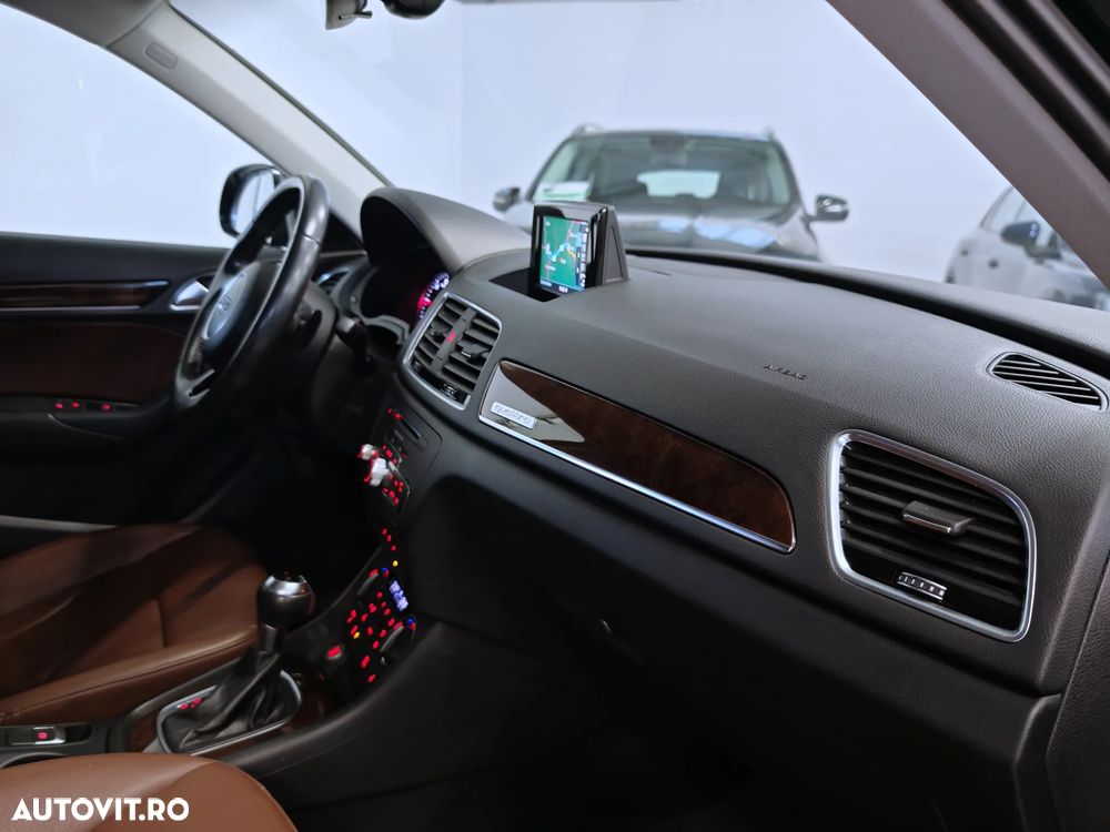 Audi Q3 2.0 TDI Quattro S tronic - 11