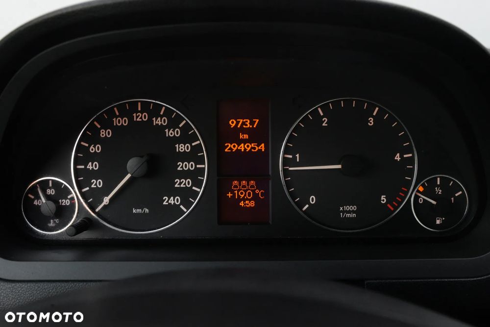 Mercedes-Benz Klasa A 160 CDI Classic - 27