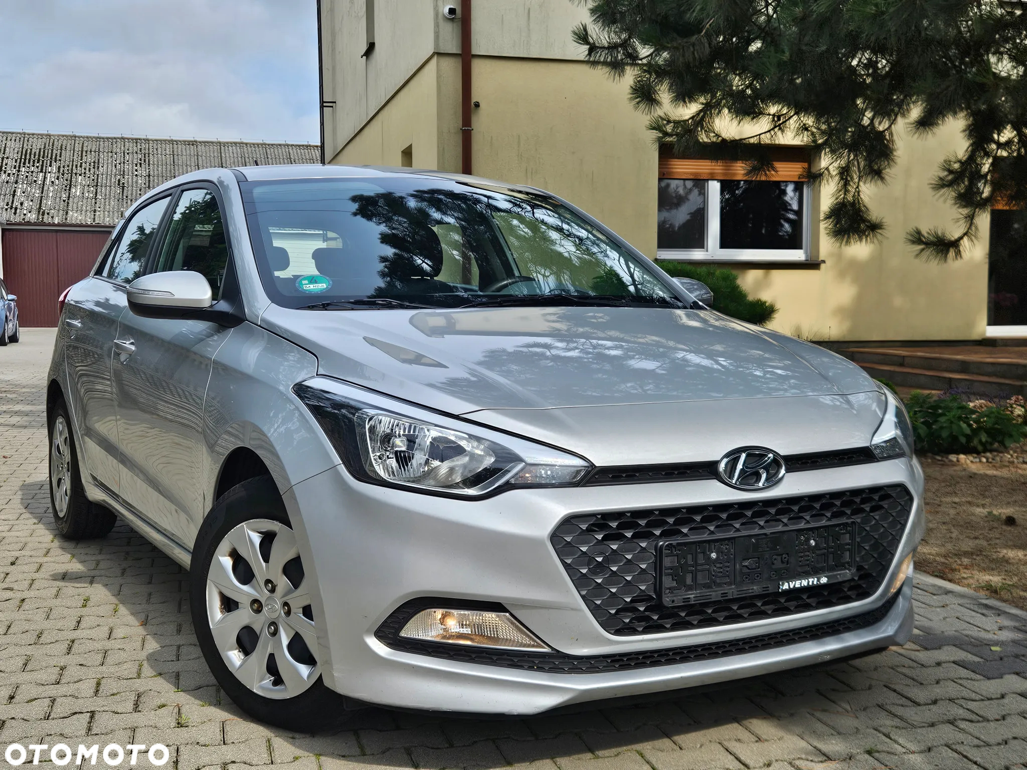 Hyundai i20 1.2 BlueDrive Go - 28