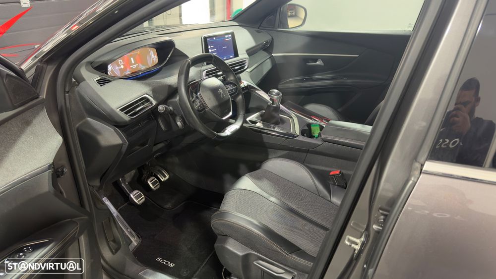 Peugeot 5008 1.2 PureTech GT Line - 12