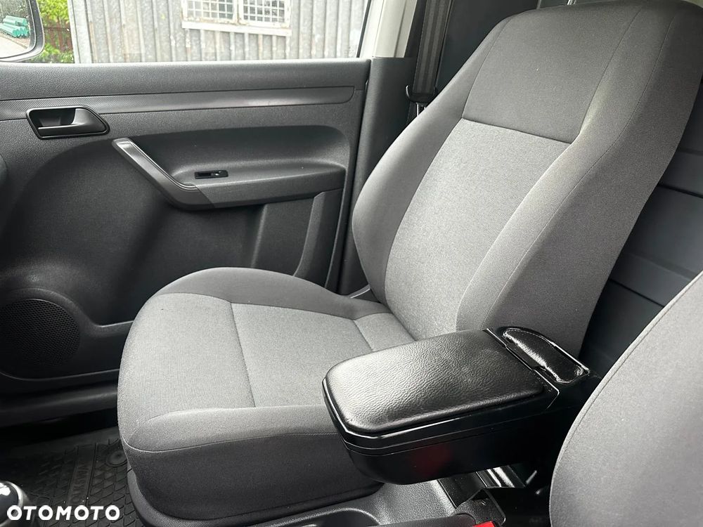 Volkswagen Caddy - 16