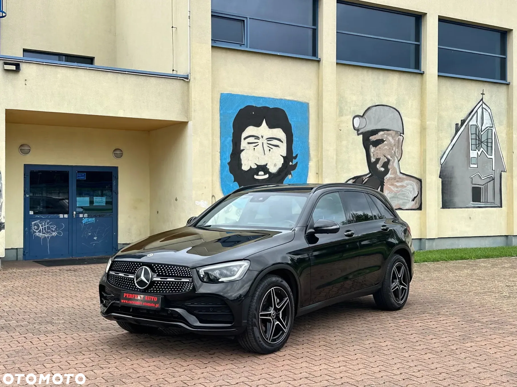 Mercedes-Benz GLC 200 4Matic 9G-TRONIC AMG Line - 3