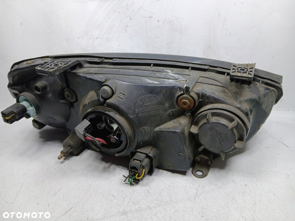 Hyundai Elantra 3 Lampa Lewa Przód - 2