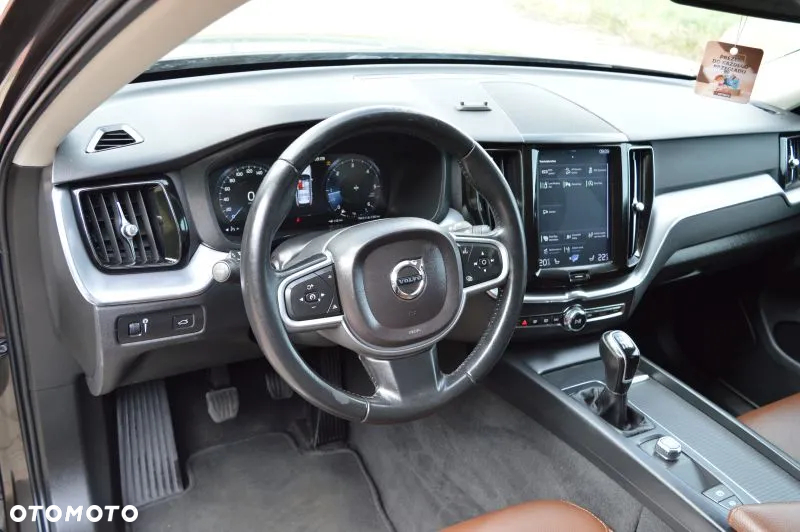 Volvo XC 60 D3 Momentum - 30
