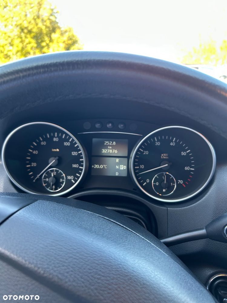 Mercedes-Benz ML 350 4-Matic - 7