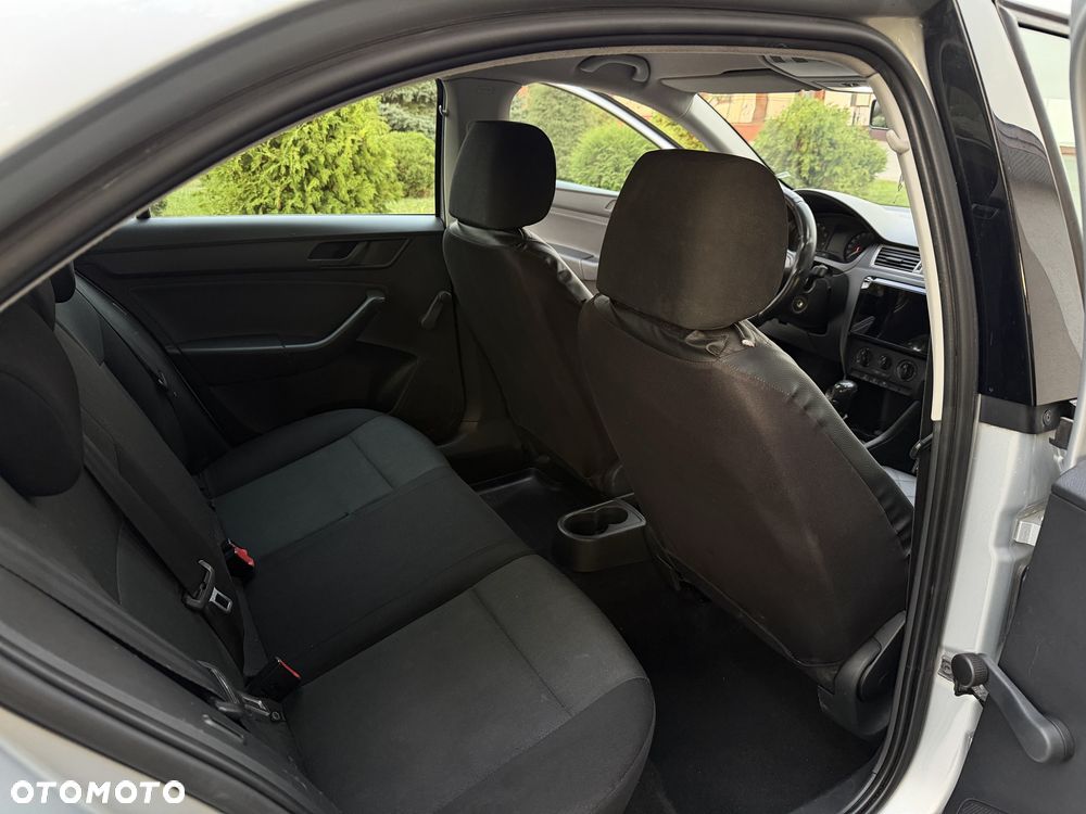 Skoda RAPID - 8