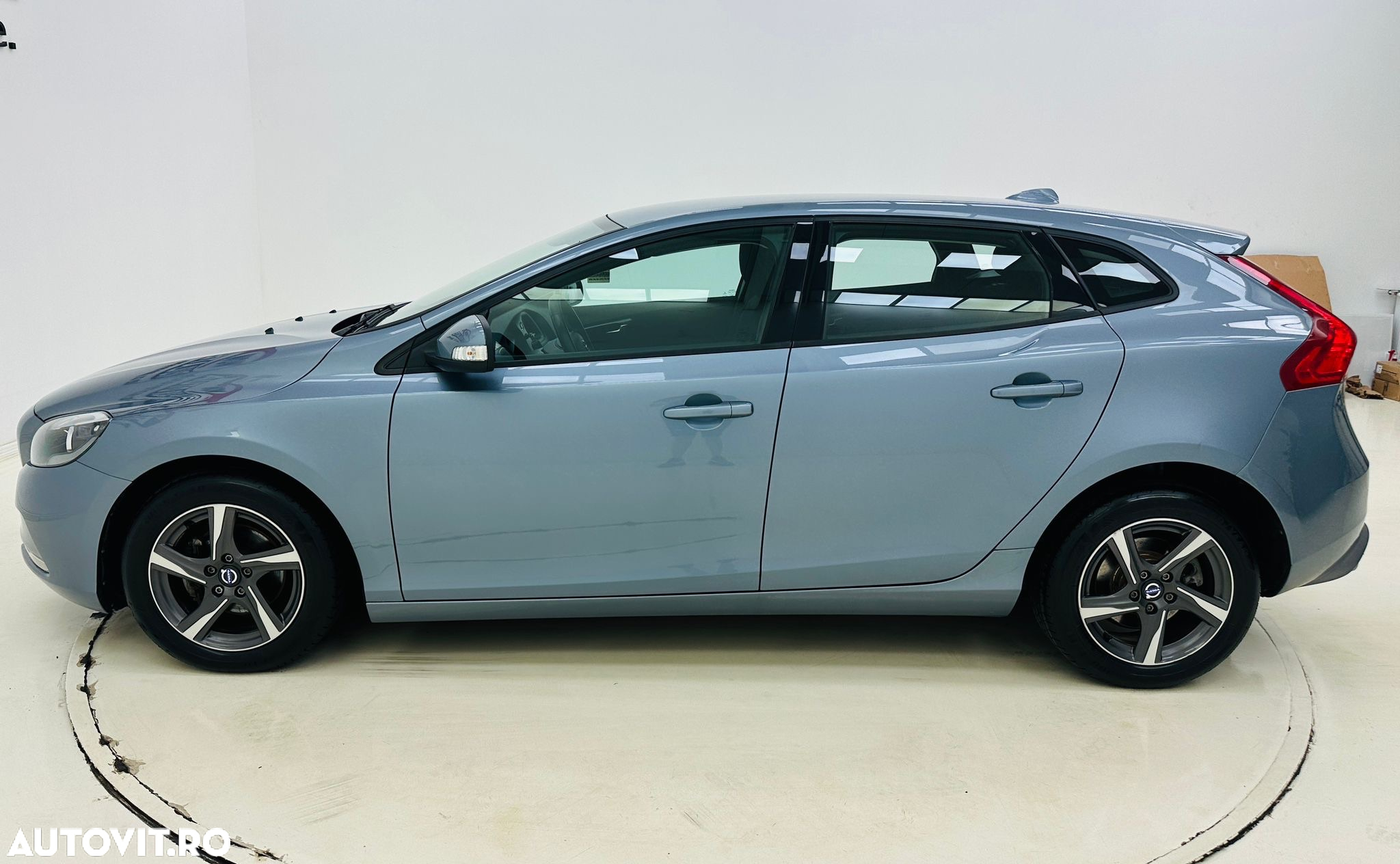 Volvo V40 - 10
