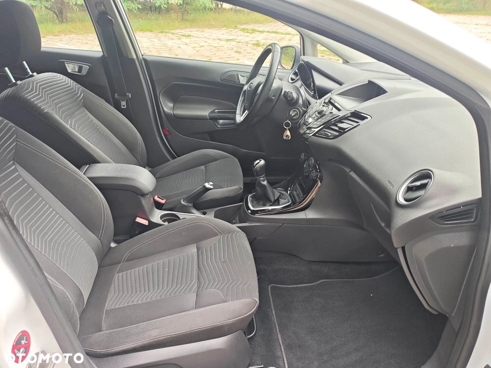 Ford Fiesta 1.0 Start-Stop Titanium - 24