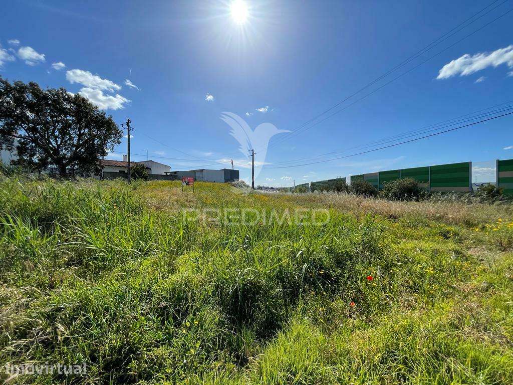 Terreno para construção - Grande imagem: 2/6