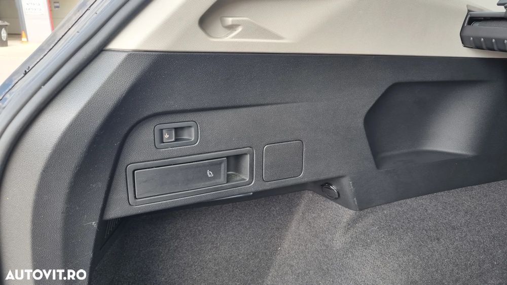 Volkswagen Tiguan 2.0 TDI SCR DSG Life - 9