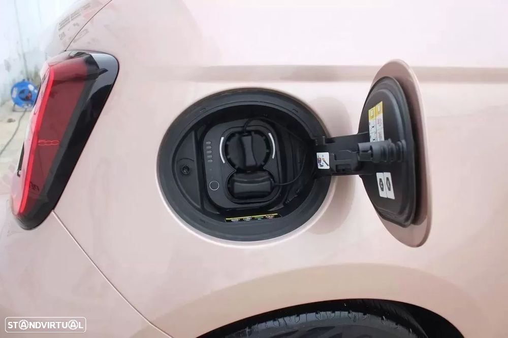 Fiat 500e C Icon - 42