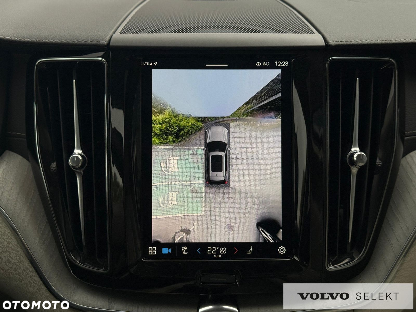 Volvo XC 60 - 18