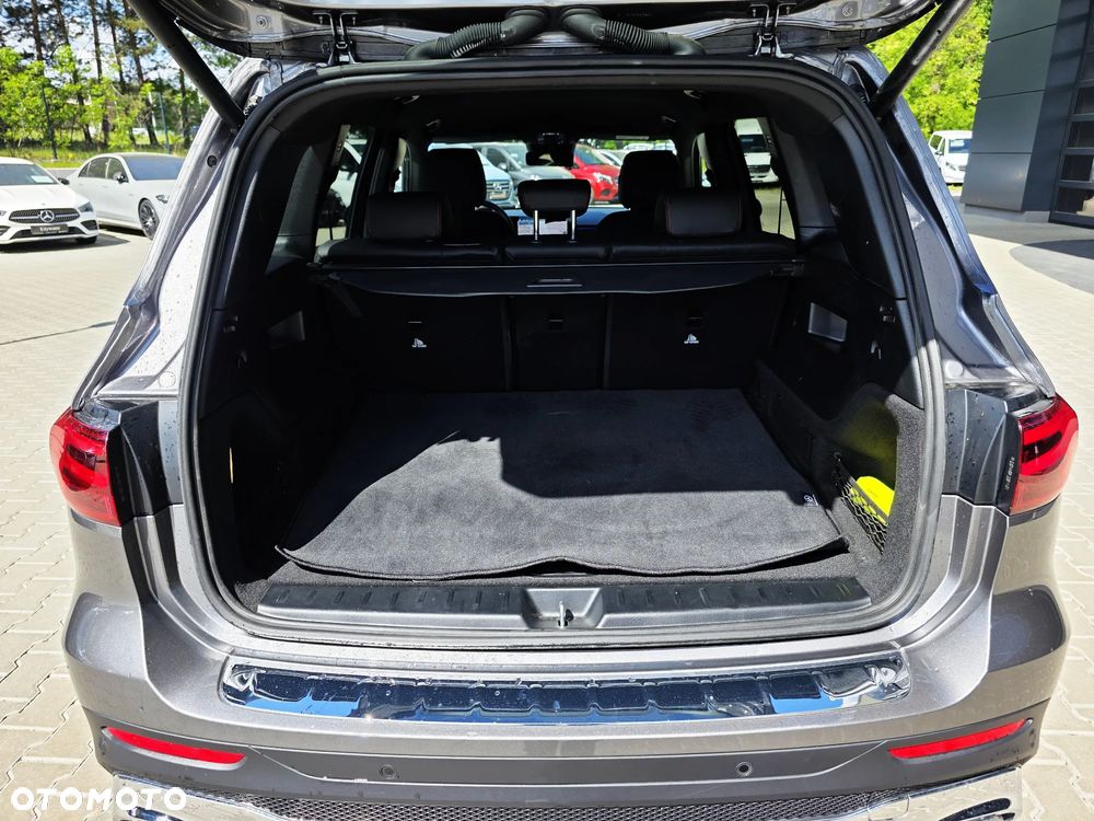 Mercedes-Benz GLB 200 AMG Line 7G-DCT - 11
