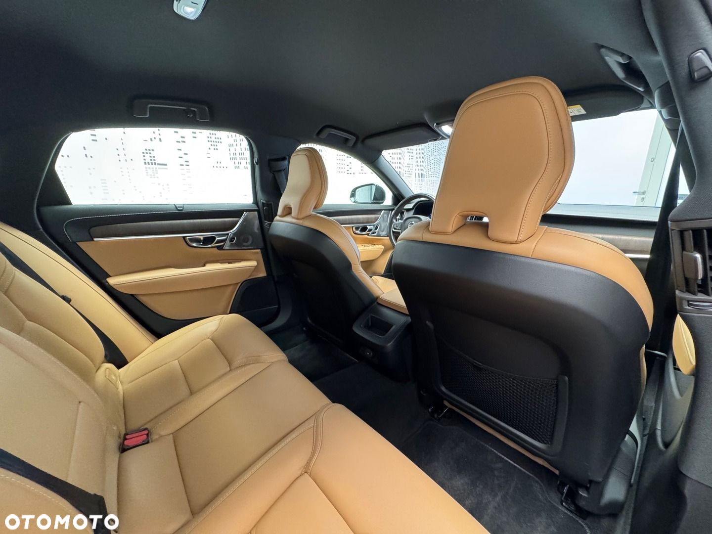 Volvo S90 - 9