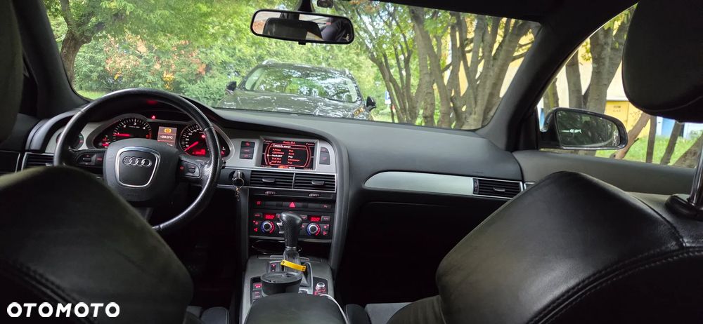 Audi A6 Avant - 16