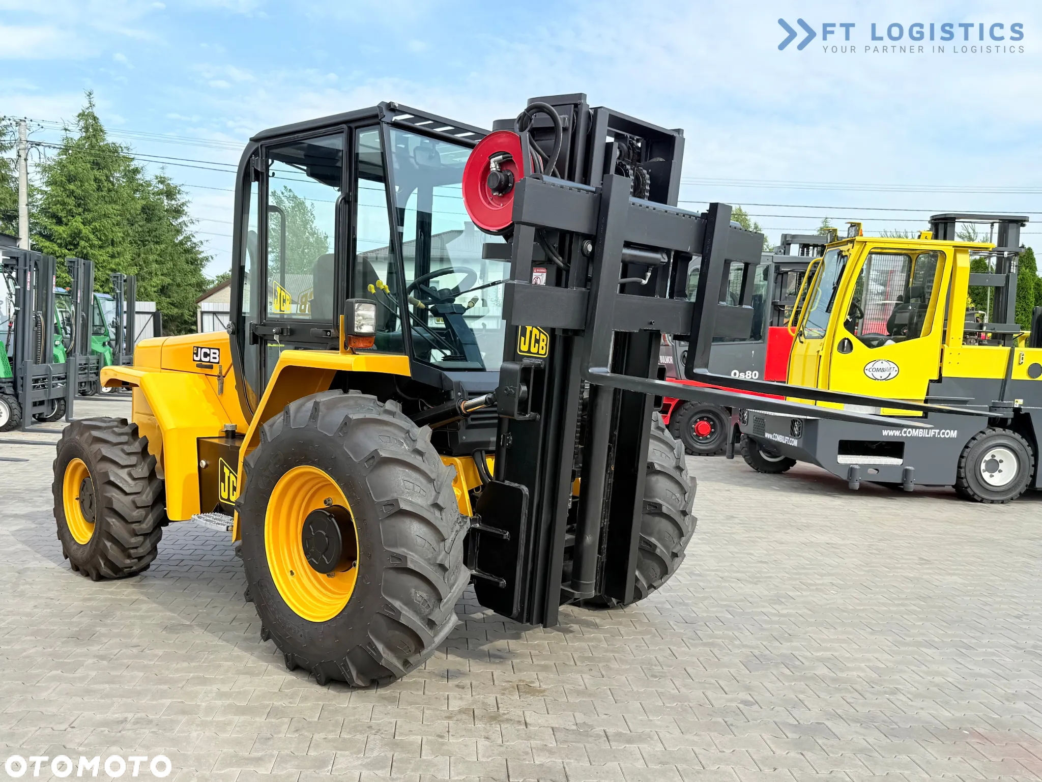 JCB 940 / DIESEL / TRIPLEX 4500MM / POZYCJONER / PRZESÓW WIDEŁ / 4T / NOWE OPONY / JAK NOWY - 19